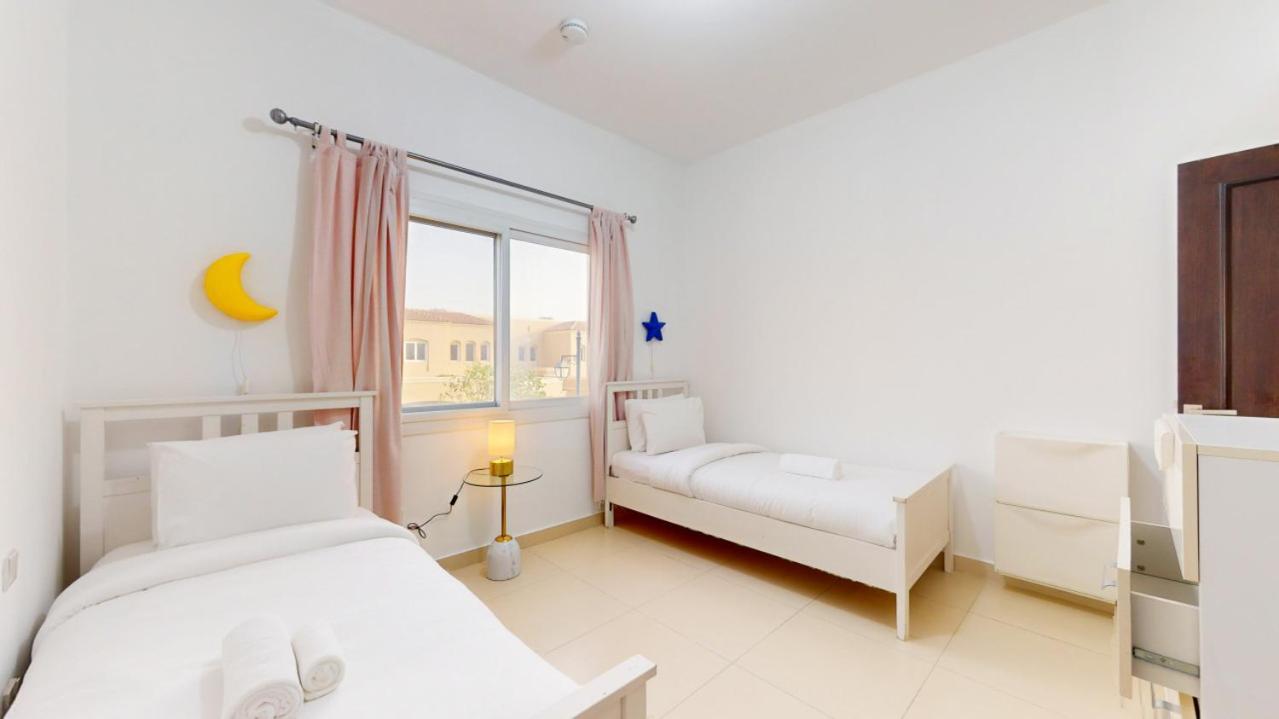 Bella Casa At Serena - Peaceful Three Bed Villa Dubaj Exteriér fotografie
